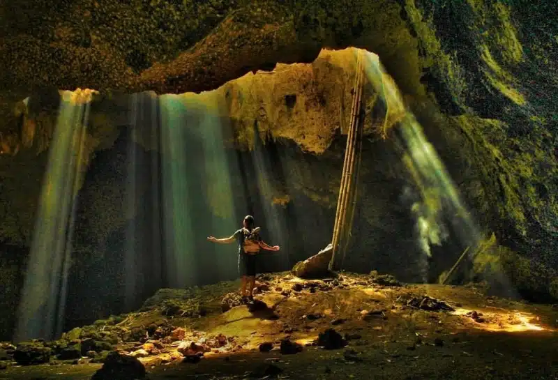 Rekomendasi Spot Terbaik untuk Trekking dan Petualangan di Lombok